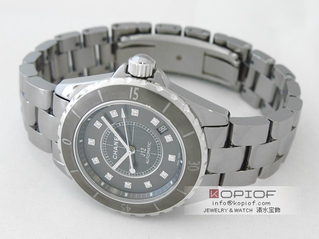 シャネルJ12 スーパーコピーH3242 38mm 12Pダイヤ チタンセラミック グレー