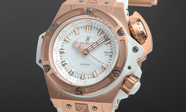 ウブロ キングパワー スーパーコピーオーシャノグラフィック４０００ キングゴールド ホワイト 731.OE.2180.RW