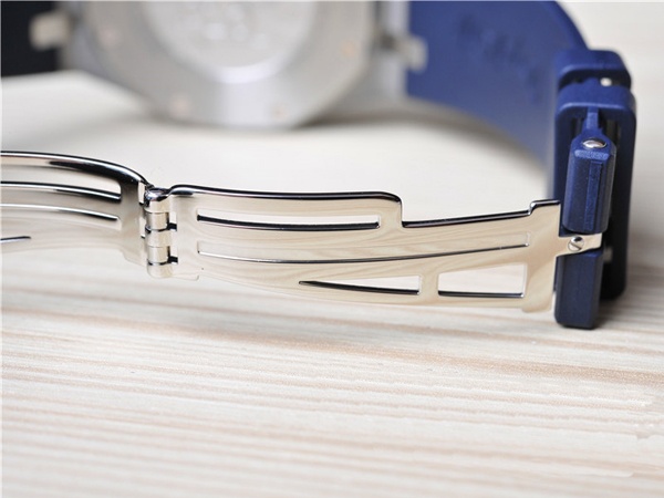 オーデマピゲ ロイヤルオーク スーパーコピークロノグラフ ミラノ 26326ST.OO.D027CA.01