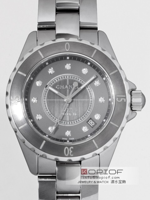 シャネルJ12 スーパーコピーH3242 38mm 12Pダイヤ チタンセラミック グレー