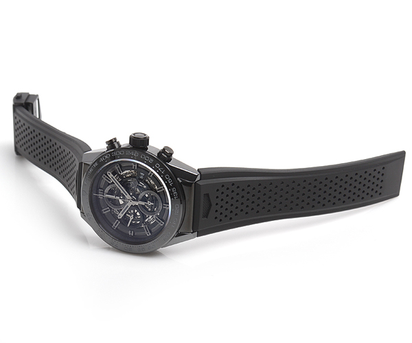 タグホイヤー カレラ スーパーコピーキャリバーホイヤー01 ブラックセラミック CAR2A90.FT6071